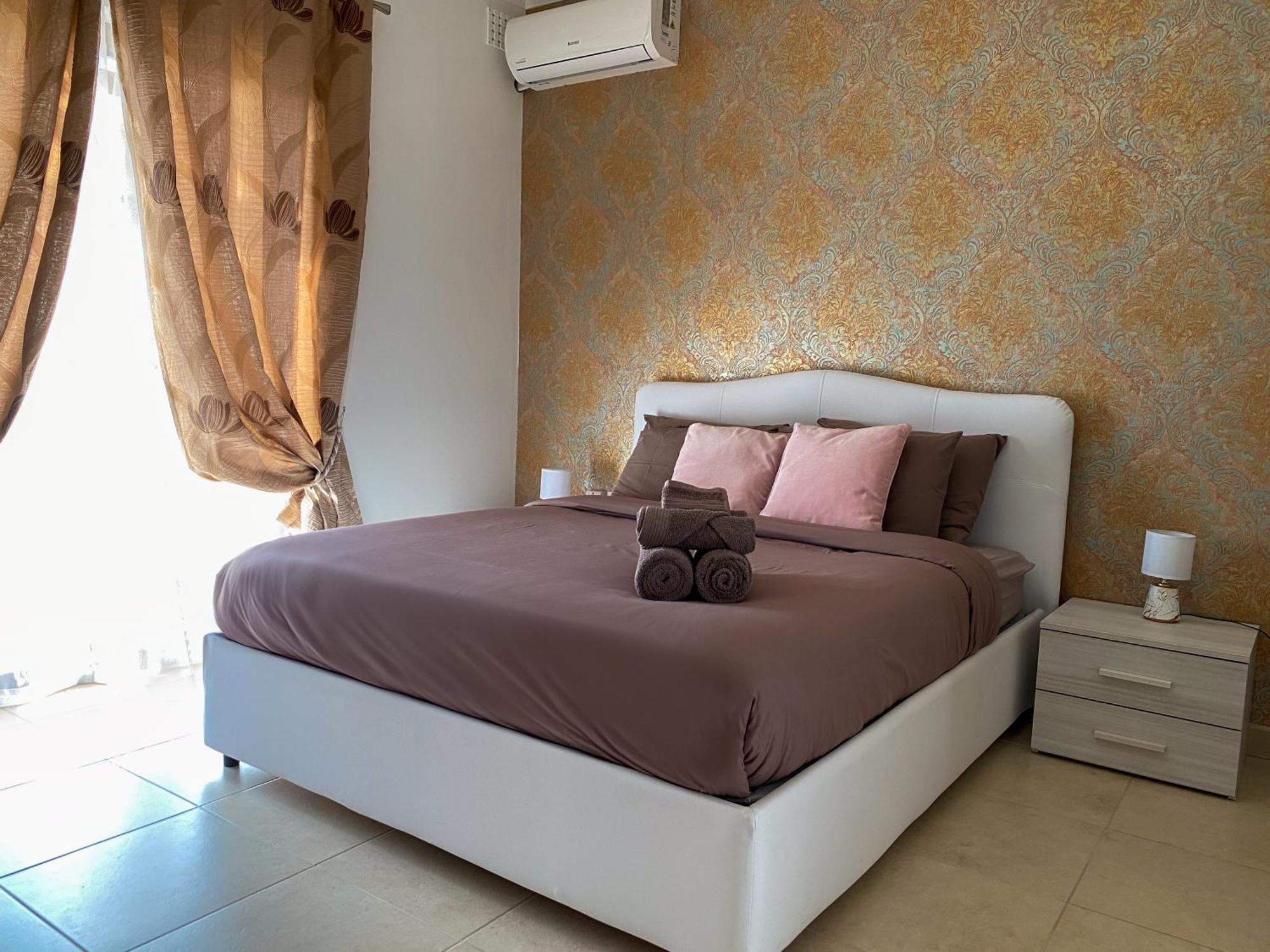 Kimray Boutique Apartment - Indulge In Comfort, Embrace Tranquility Marsaskala Bagian luar foto