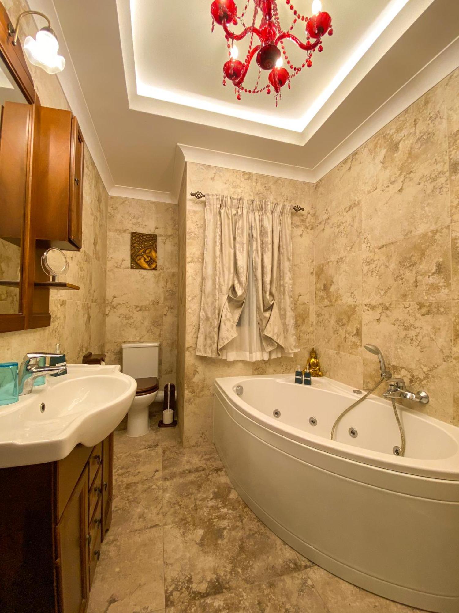 Kimray Boutique Apartment - Indulge In Comfort, Embrace Tranquility Marsaskala Bagian luar foto